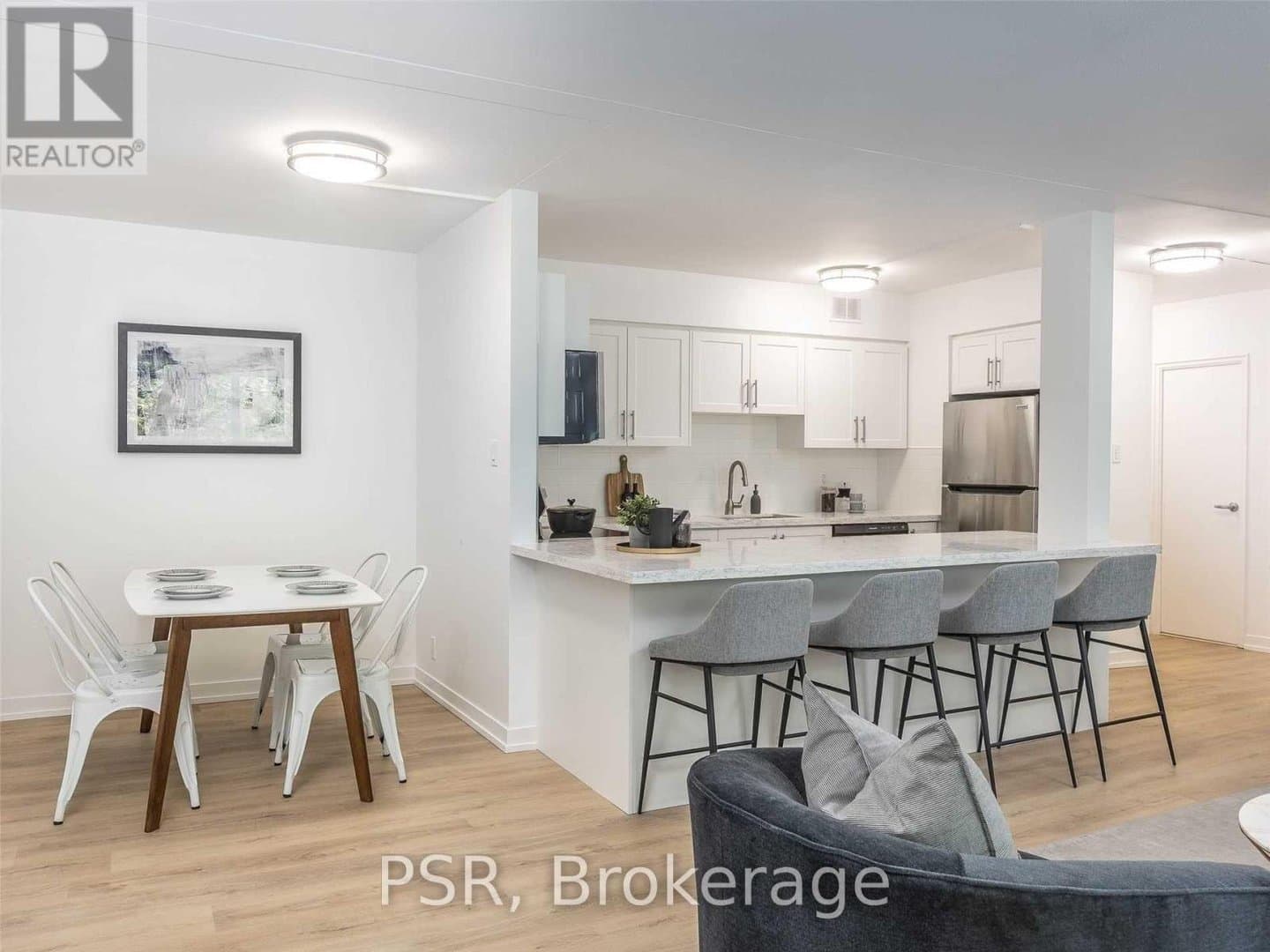 240 Markland Drive - Photo 3