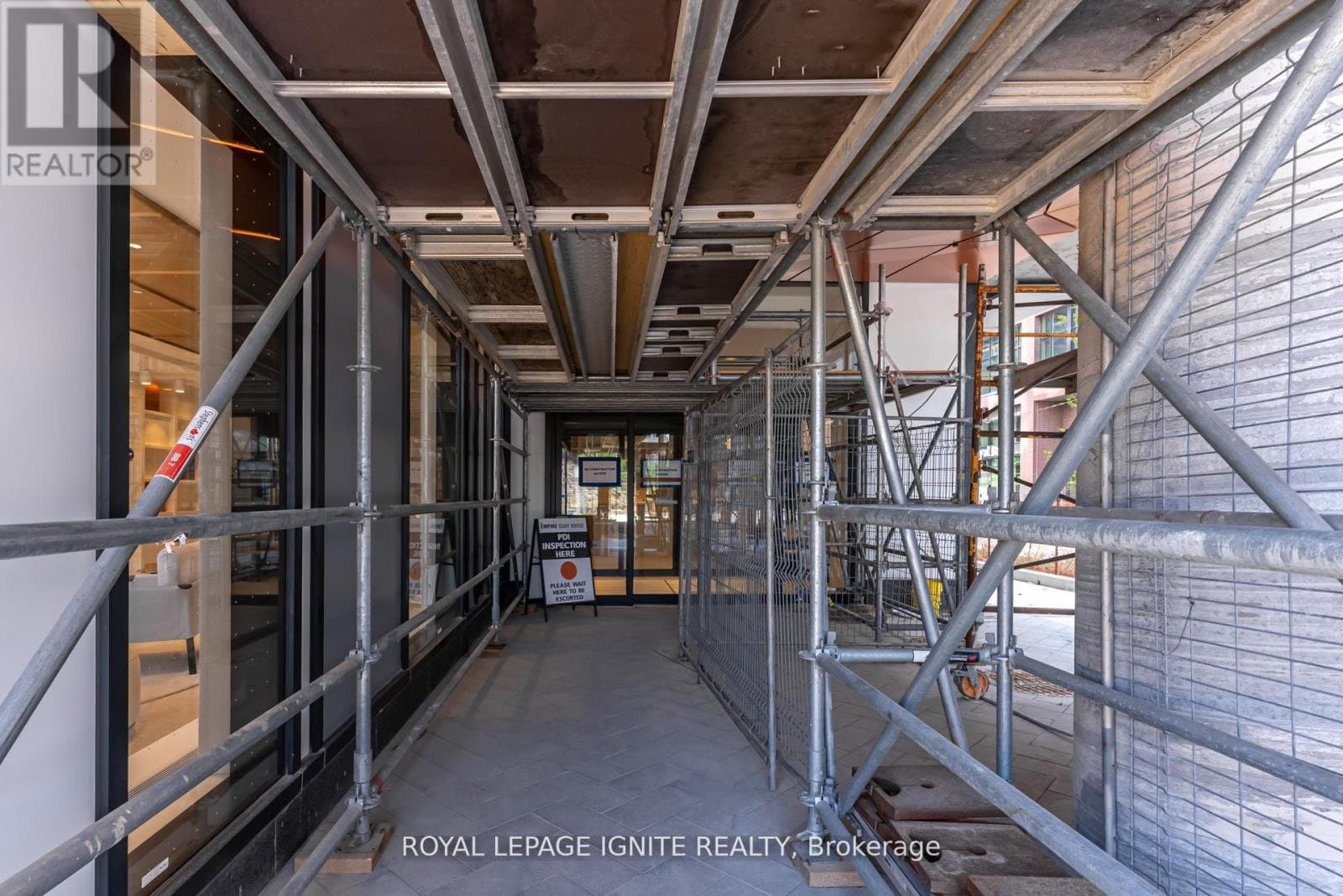 15 Richardson Street - Photo 3