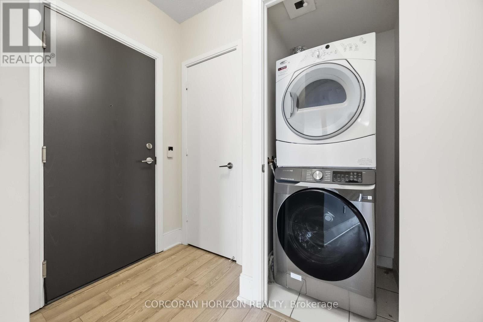 181 Wynford Drive - Photo 4