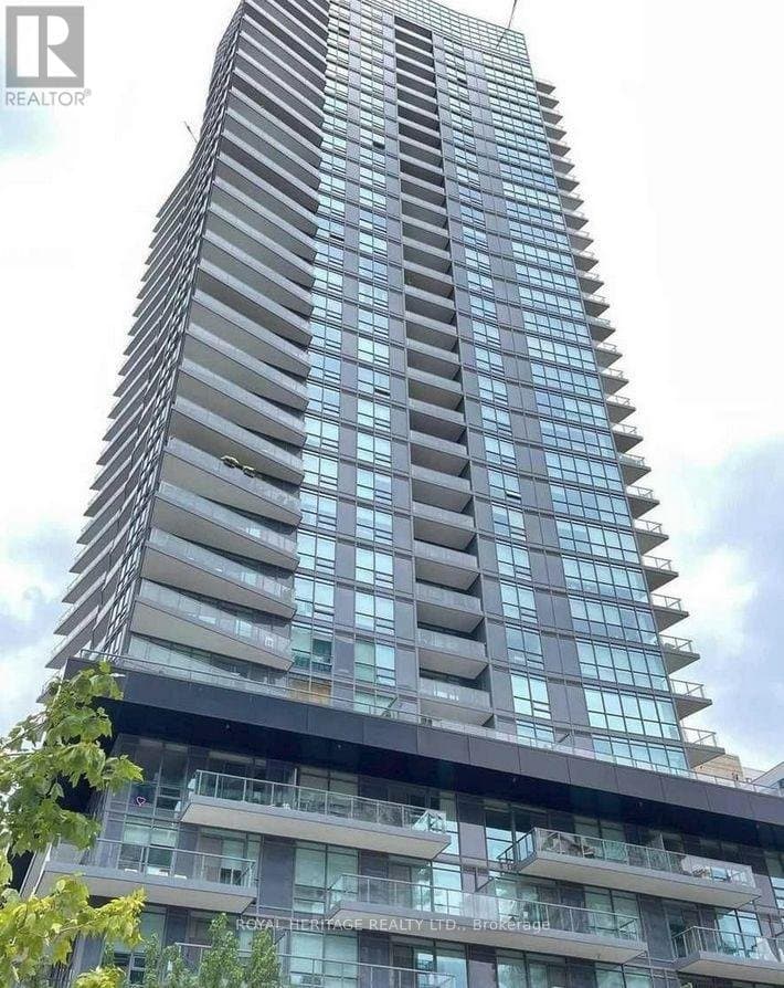 30 Roehampton Avenue - Photo 1