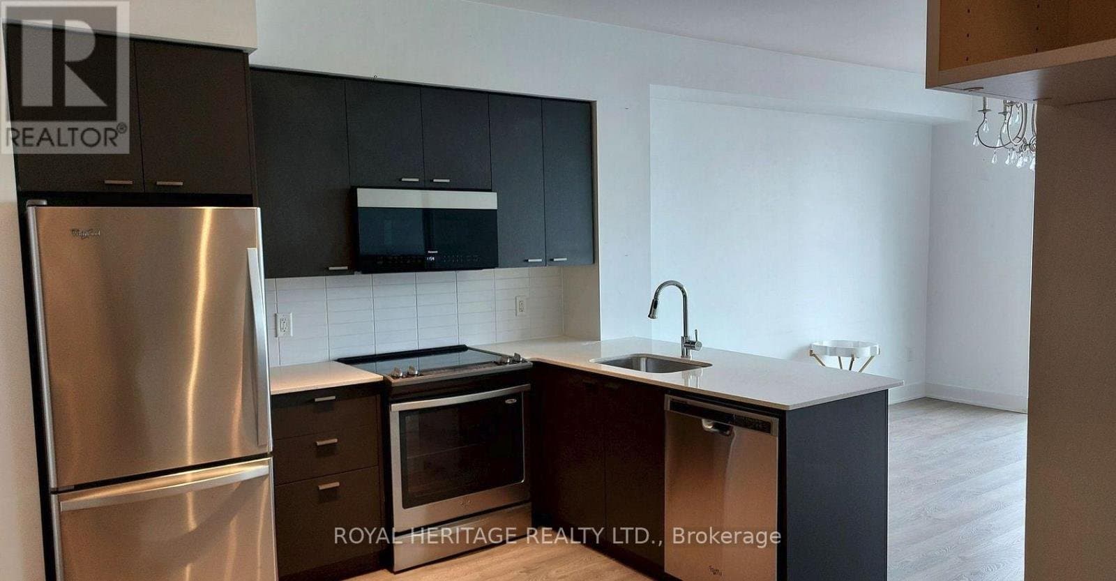 30 Roehampton Avenue - Photo 4