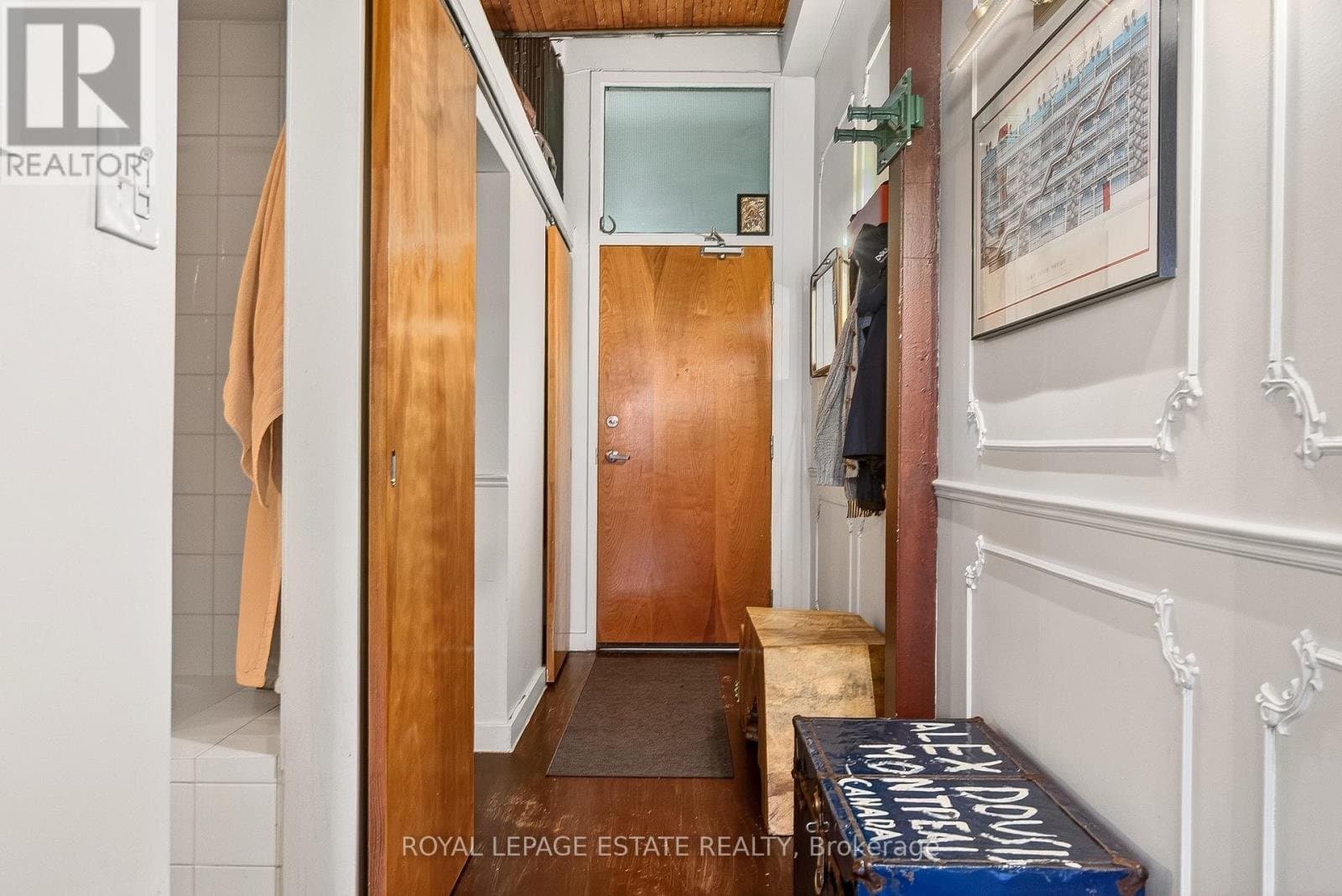 365 Dundas Street - Photo 2