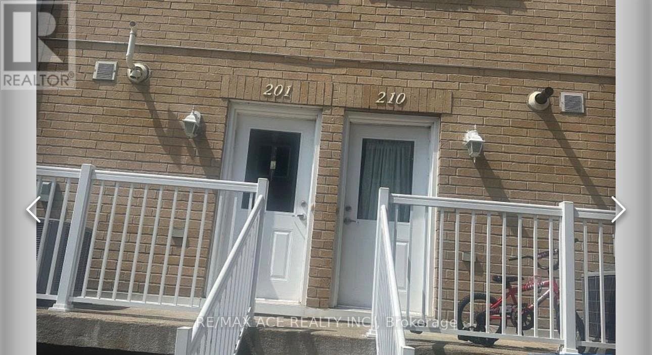 1795 Markham Road - Photo 2