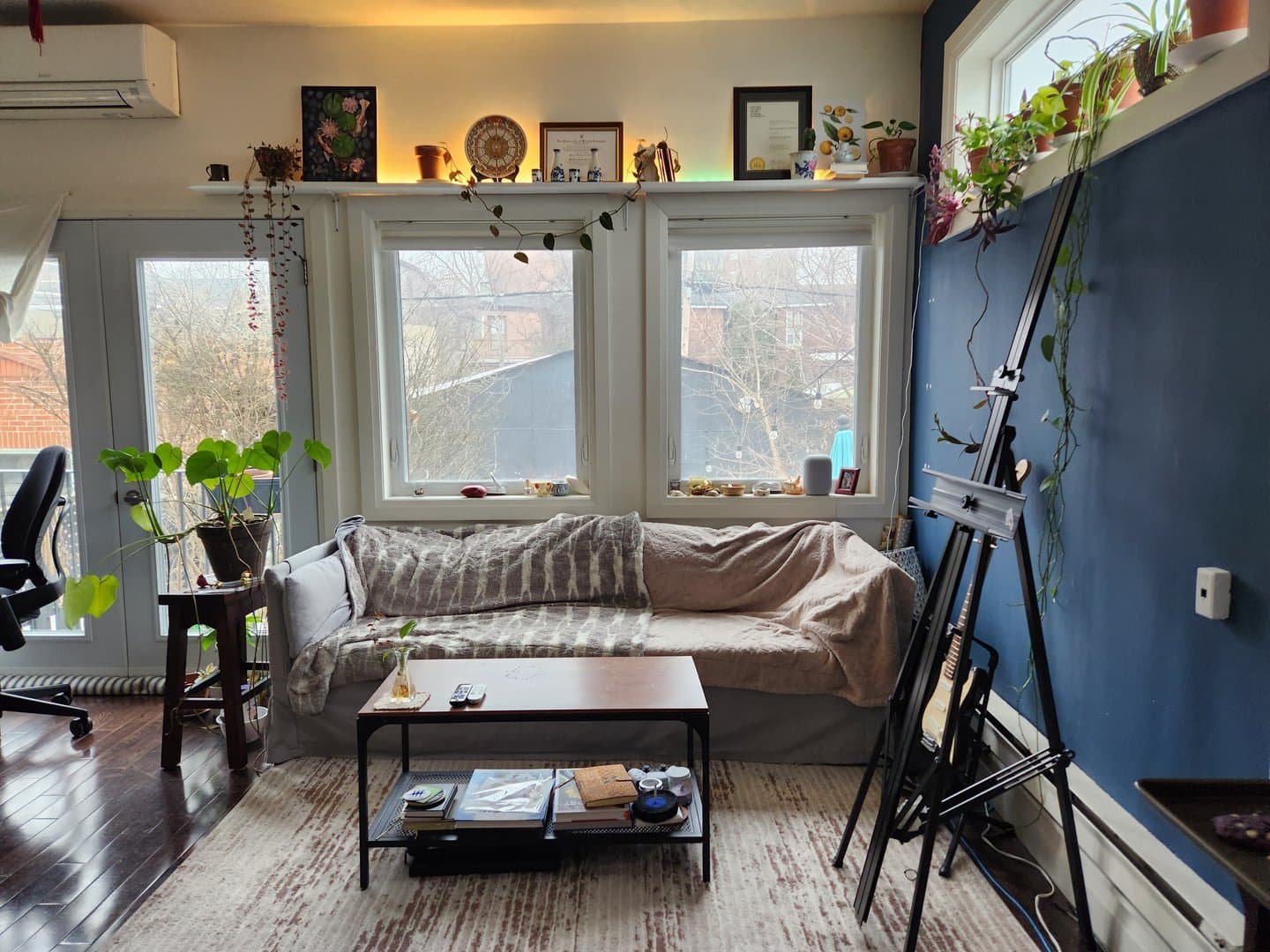 821 Carlaw Avenue - Photo 2