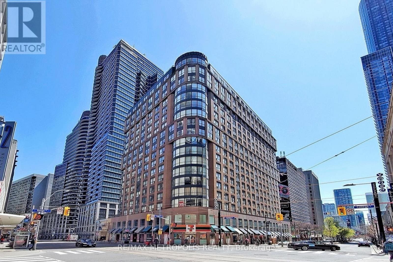 7 Carlton Street