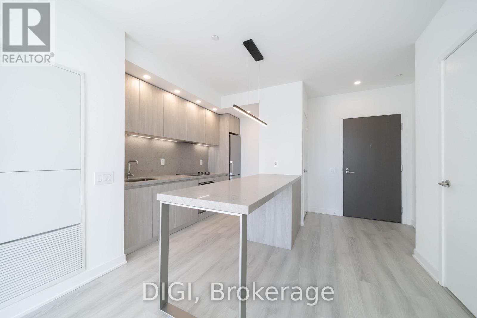 57 Spadina Avenue - Photo 4