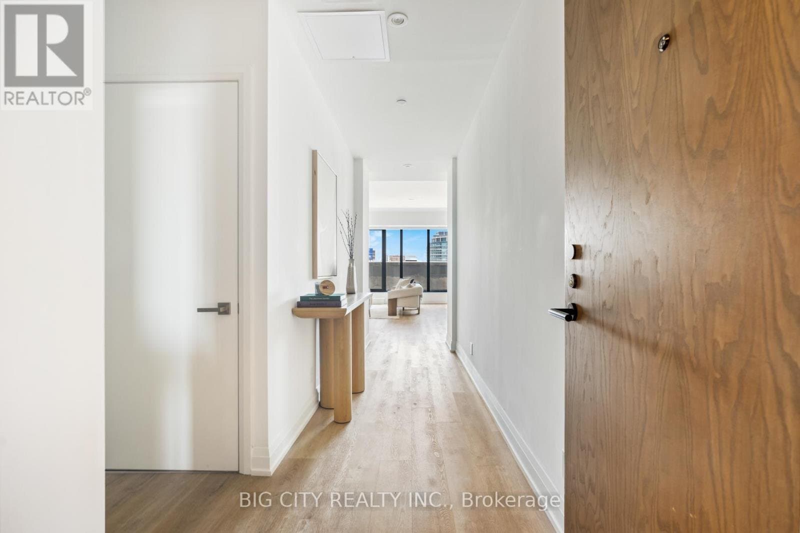 36 Brentcliffe Road - Photo 2