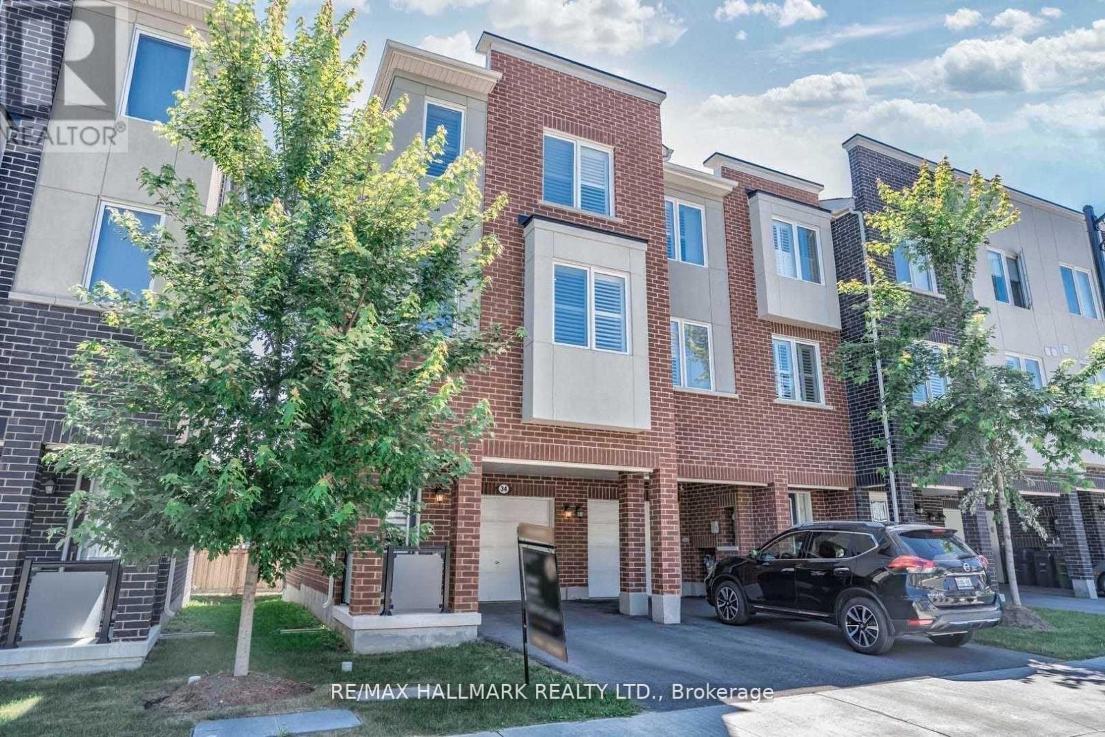 34 Heron Park Place - Photo 2