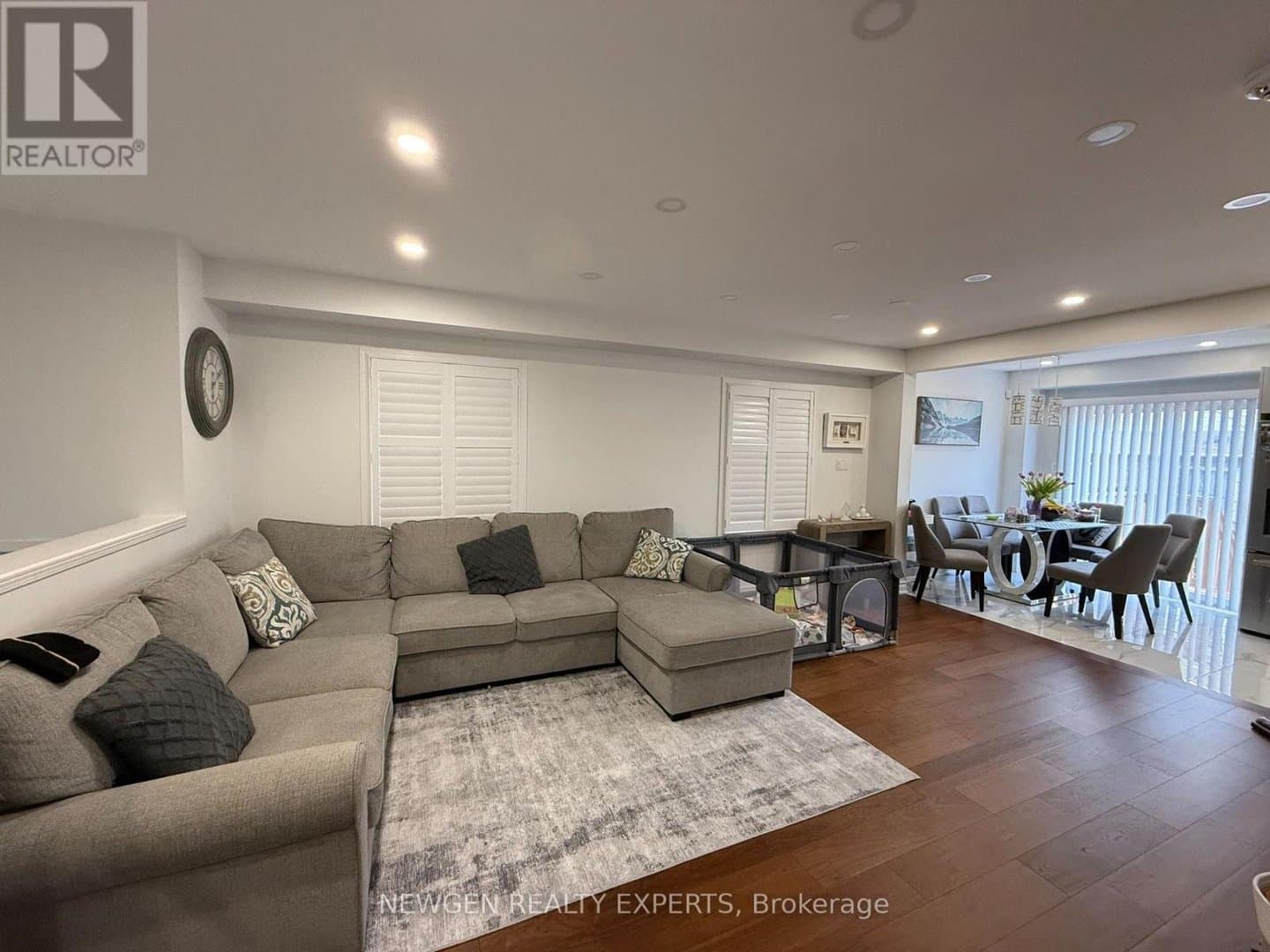 22 Rochefort Drive - Photo 4