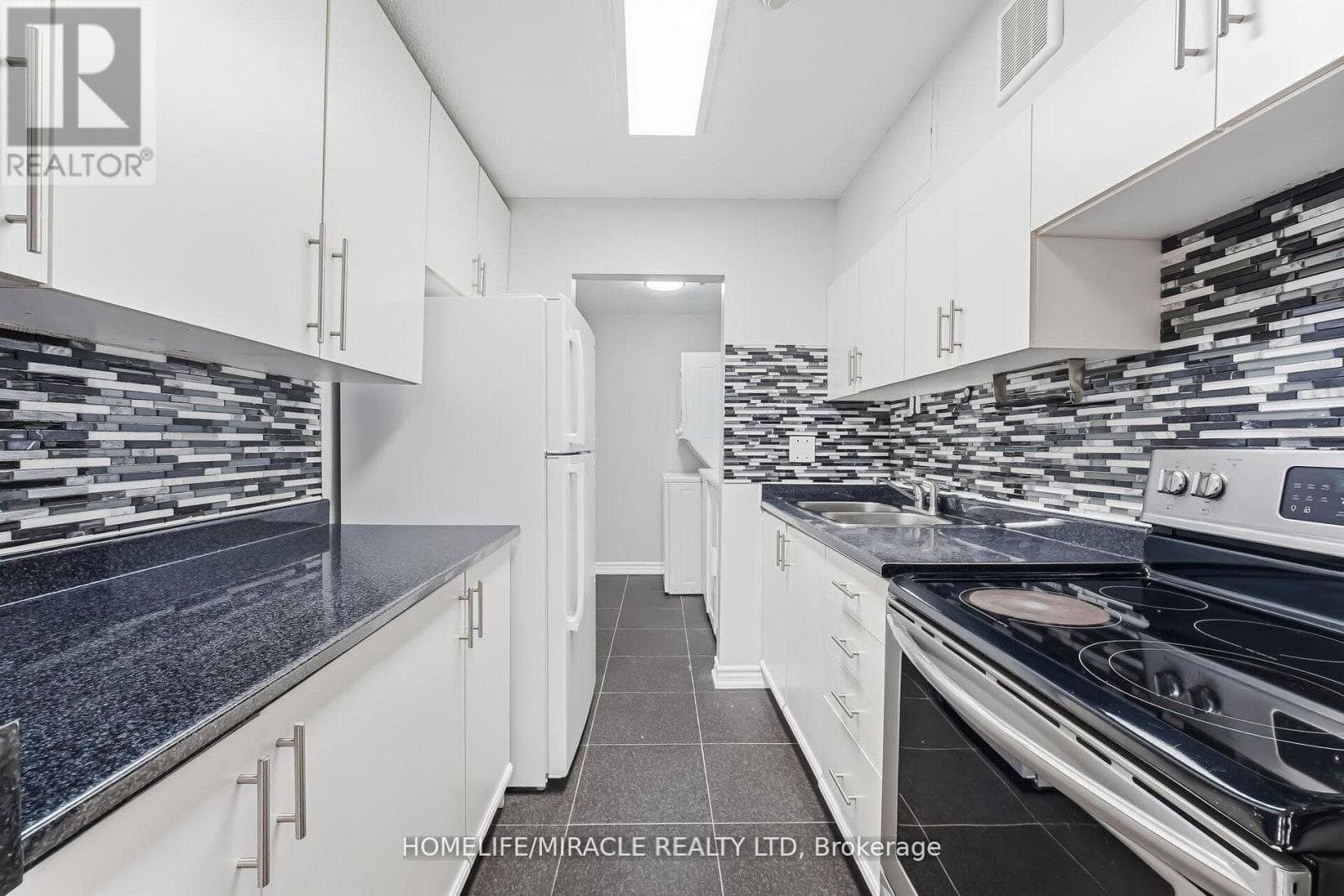 140 Ling Road