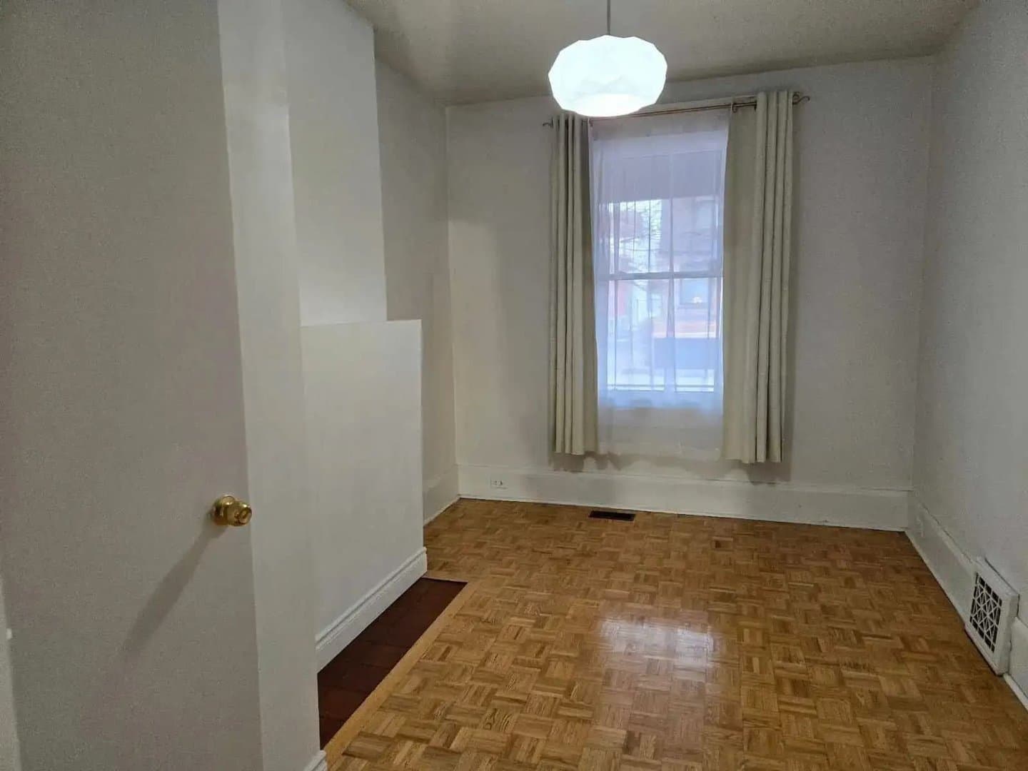 13 Bartlett Avenue - Photo 2