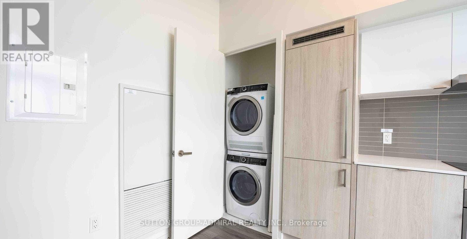 138 DOWNES Street - Photo 3