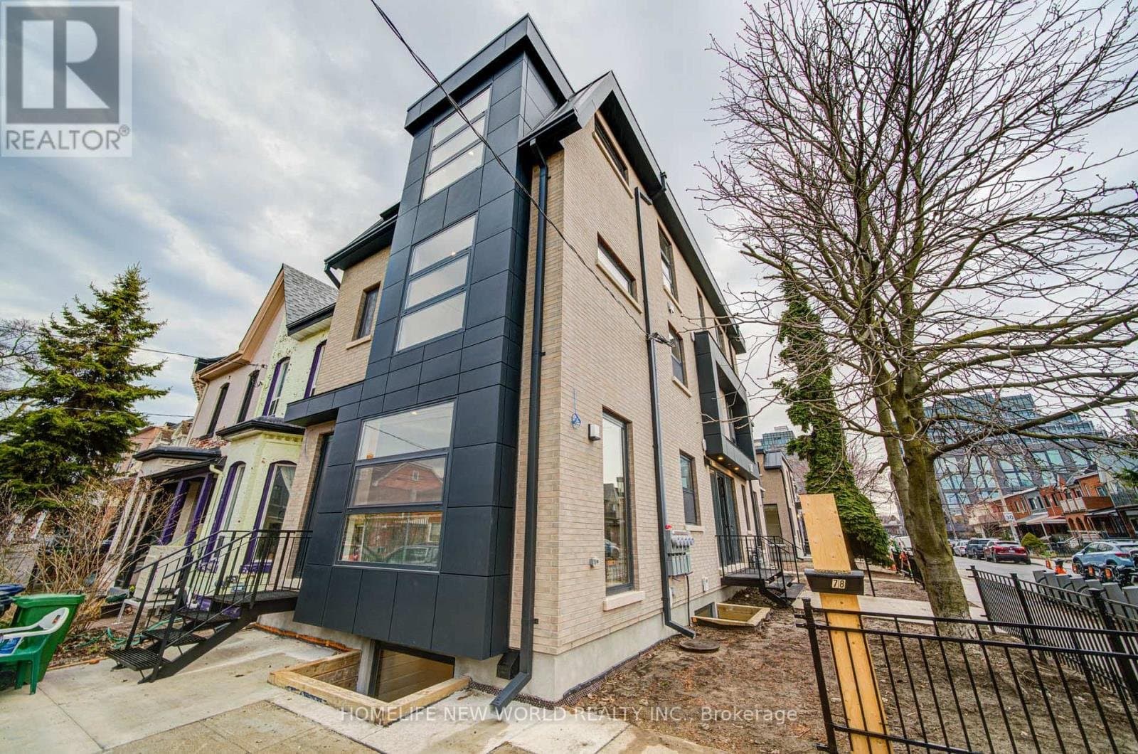 78 Gladstone Avenue - Photo 1