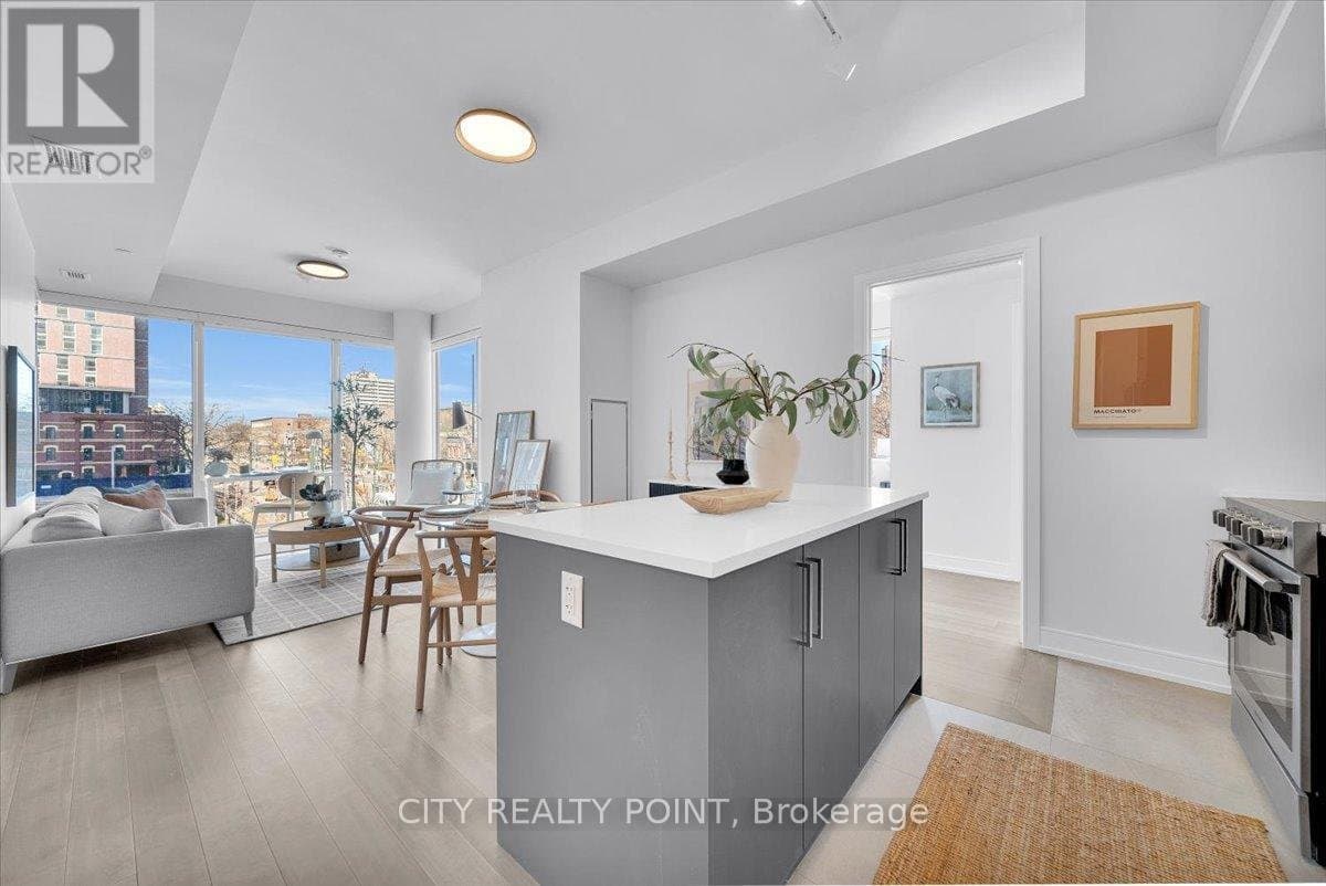 664 Spadina Avenue - Photo 3