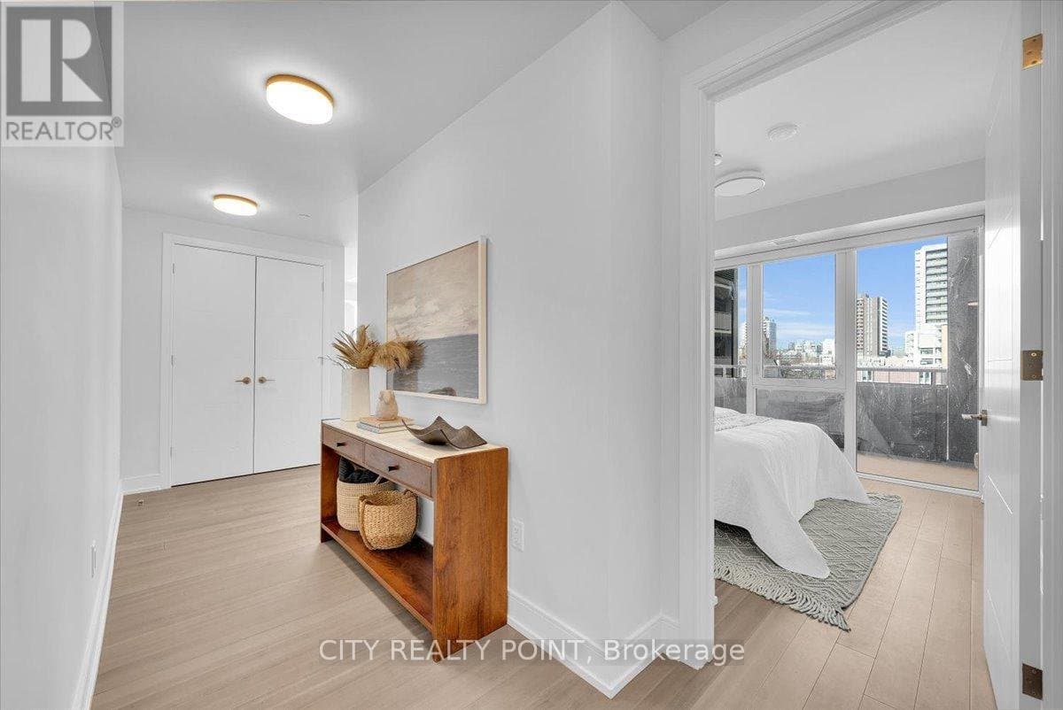 664 Spadina Avenue - Photo 3
