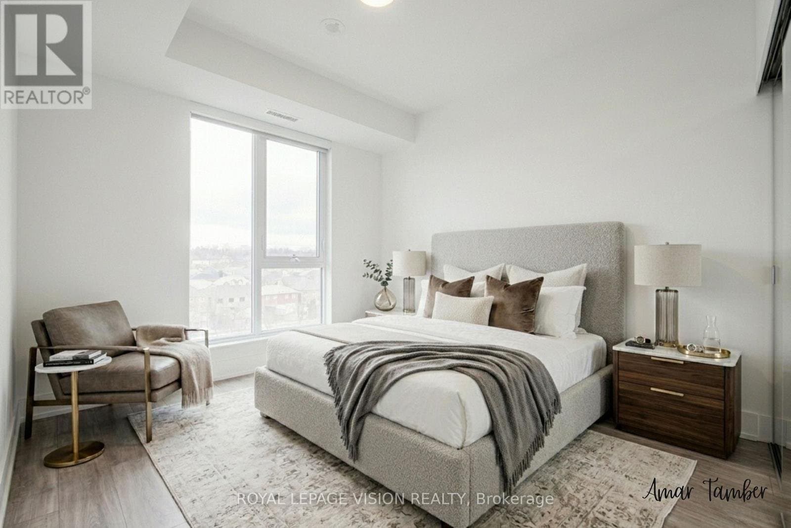 858 Dupont Street - Photo 3