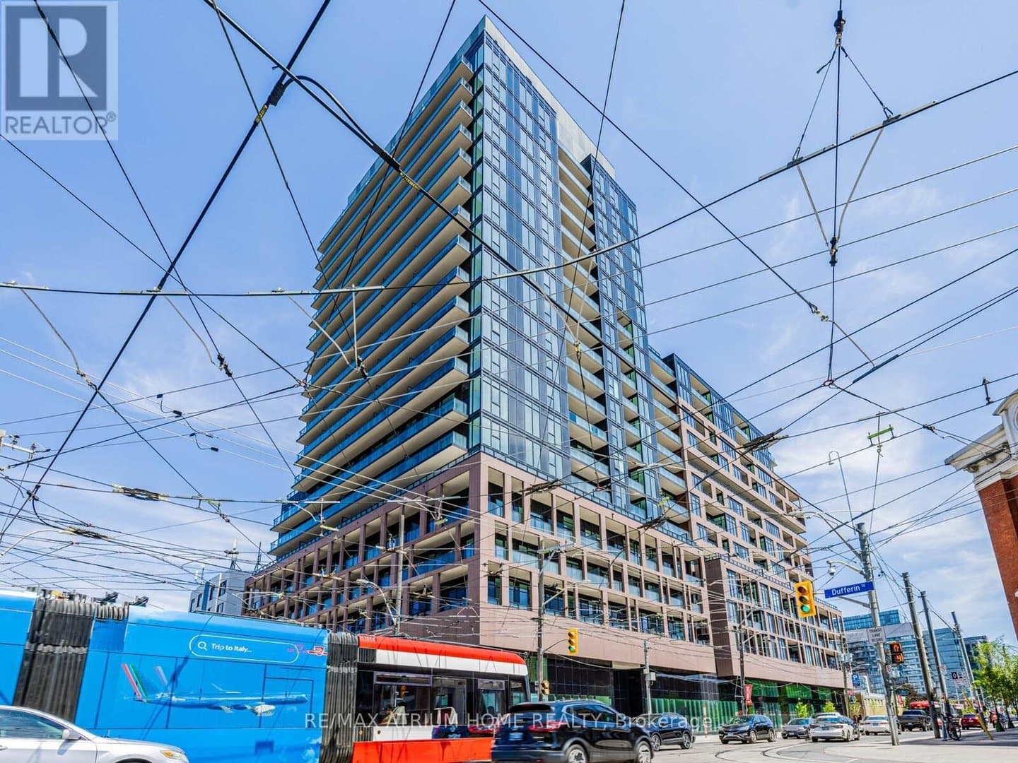 285 Dufferin Street