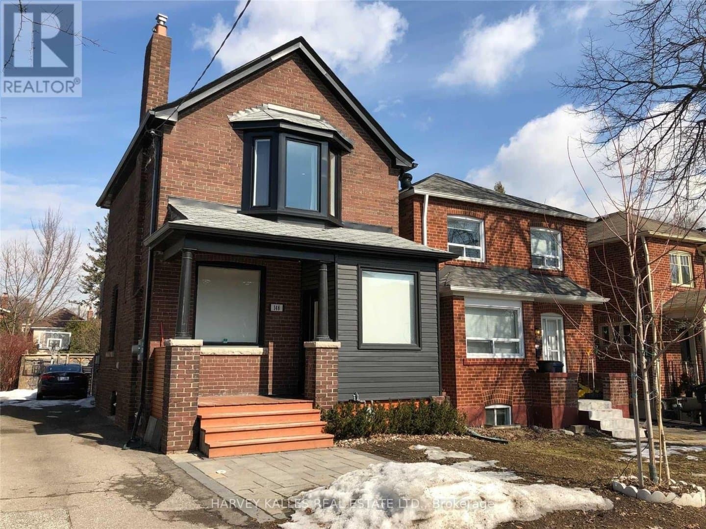 148 Roslin Avenue