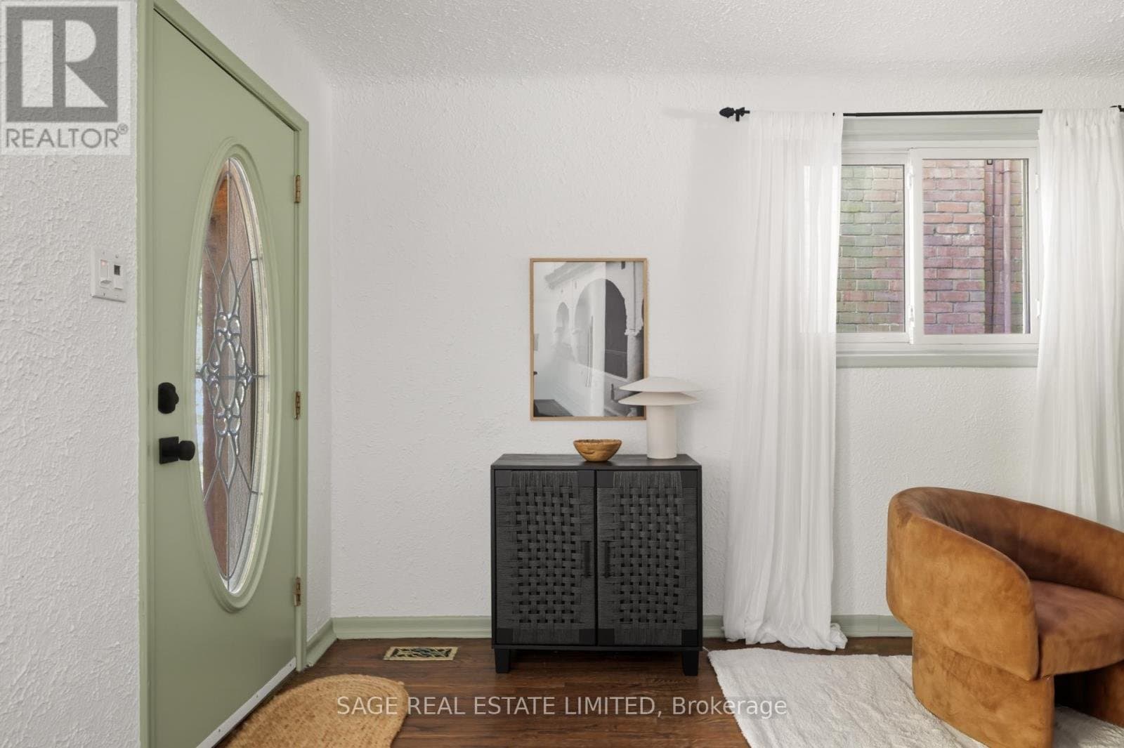 130 Neville Park Boulevard - Photo 4