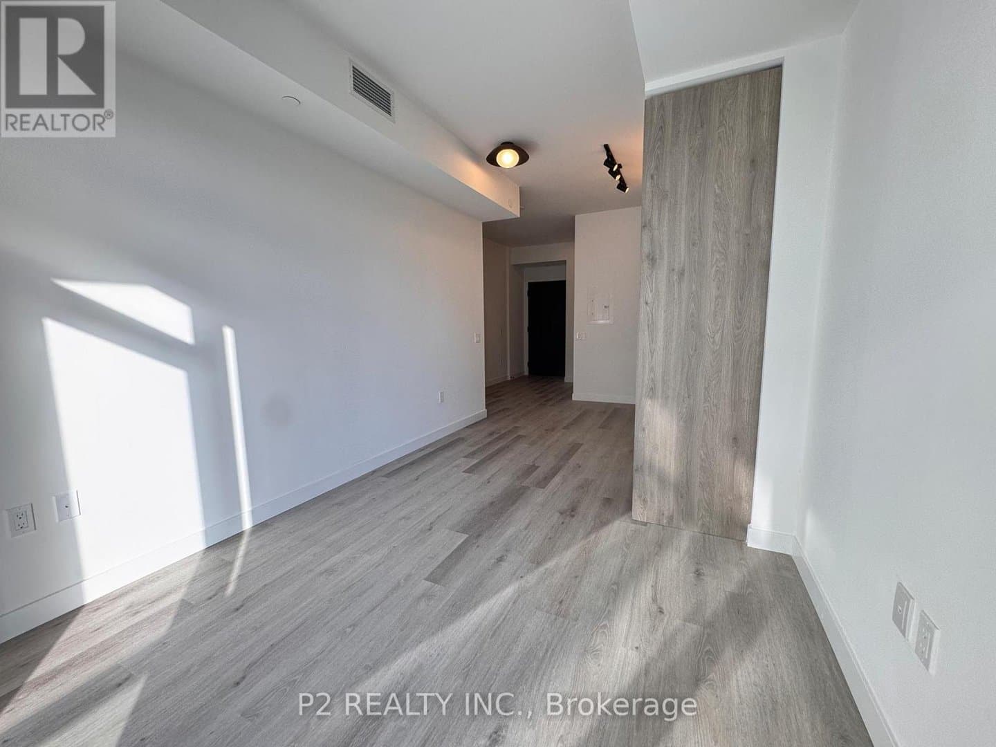 1635 MILITARY Trail - Photo 4