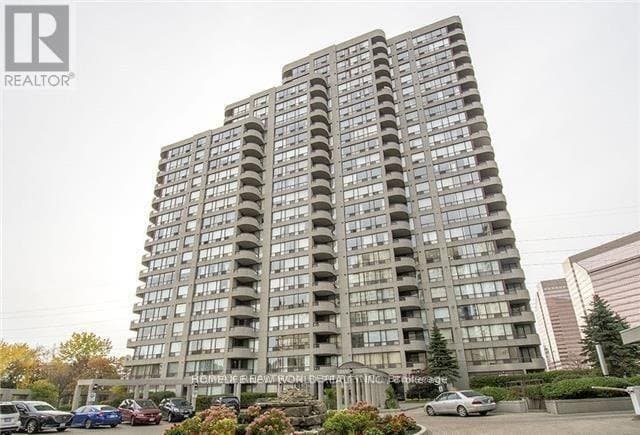 5765 Yonge Street