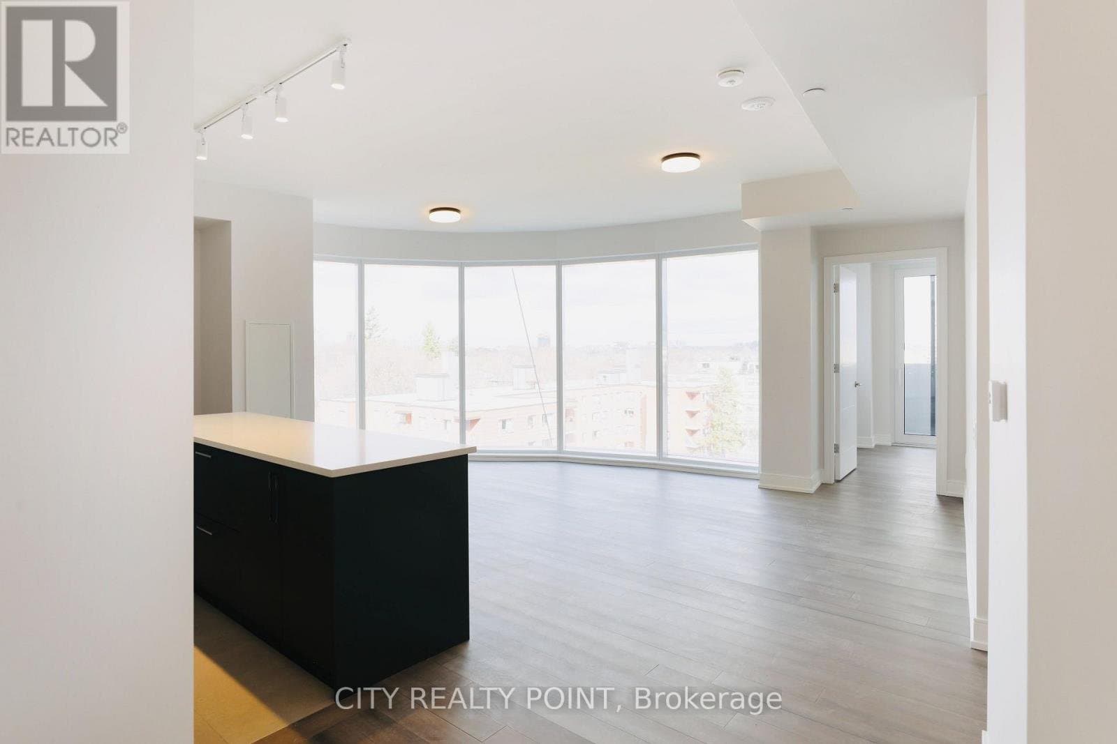 2525 Bathurst Street - Photo 3