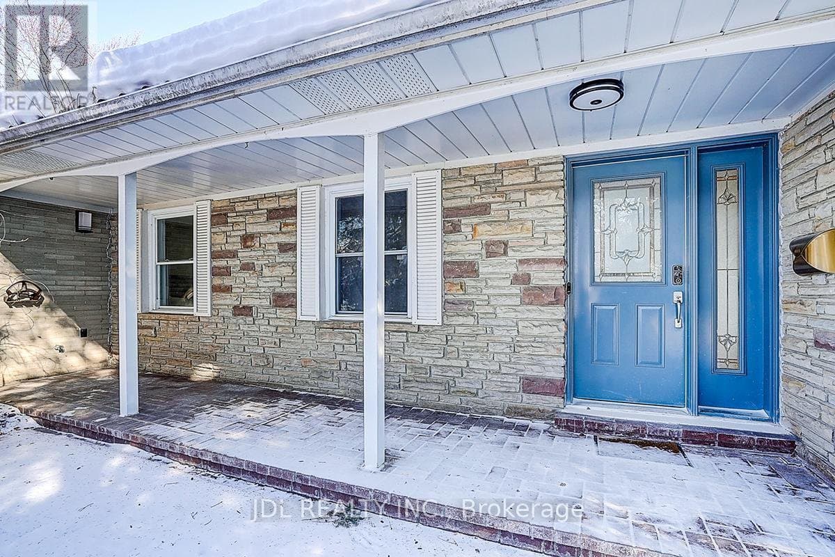 15 Crossburn Drive