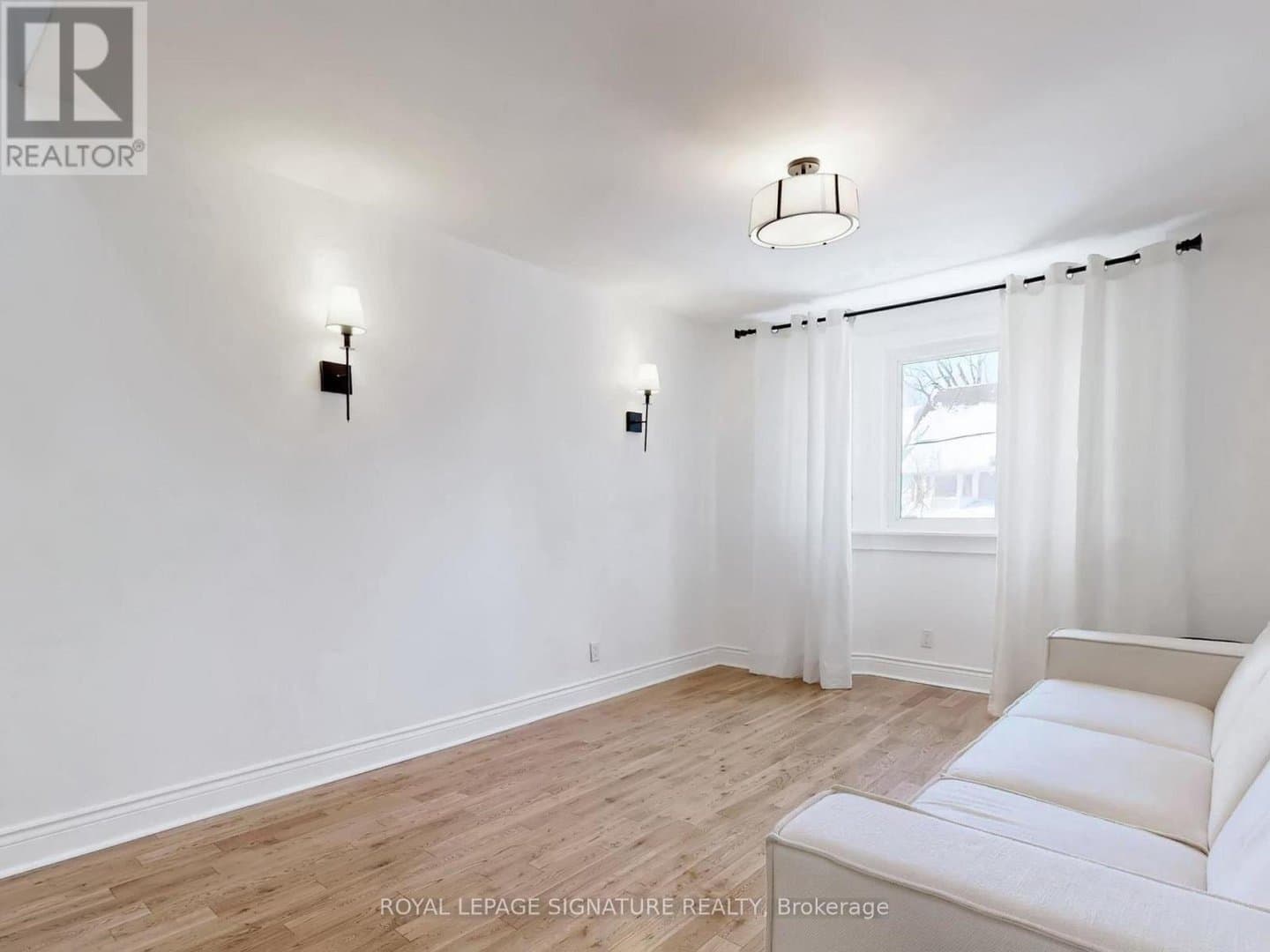 117 Westmount Avenue - Photo 4