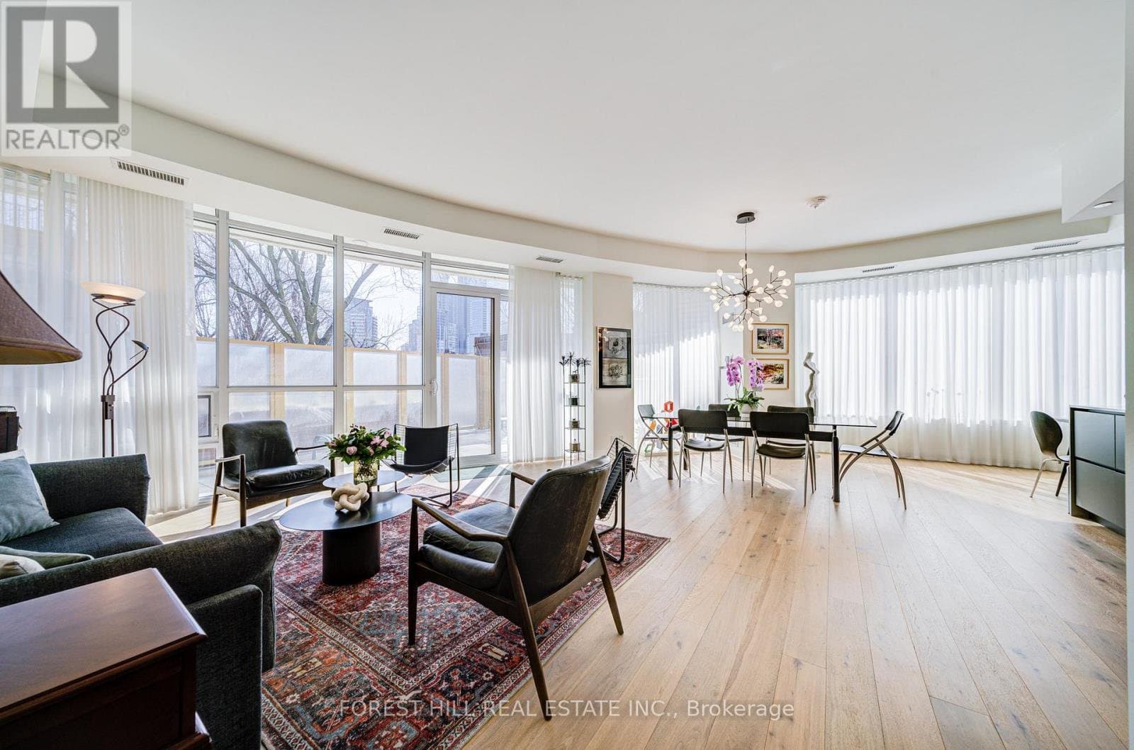 151 Avenue Road - Photo 1