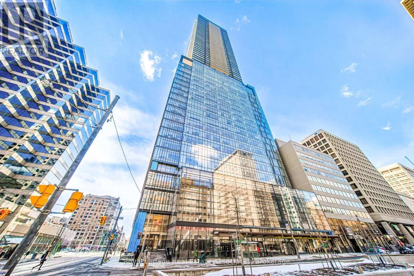 488 University Avenue - Photo 1
