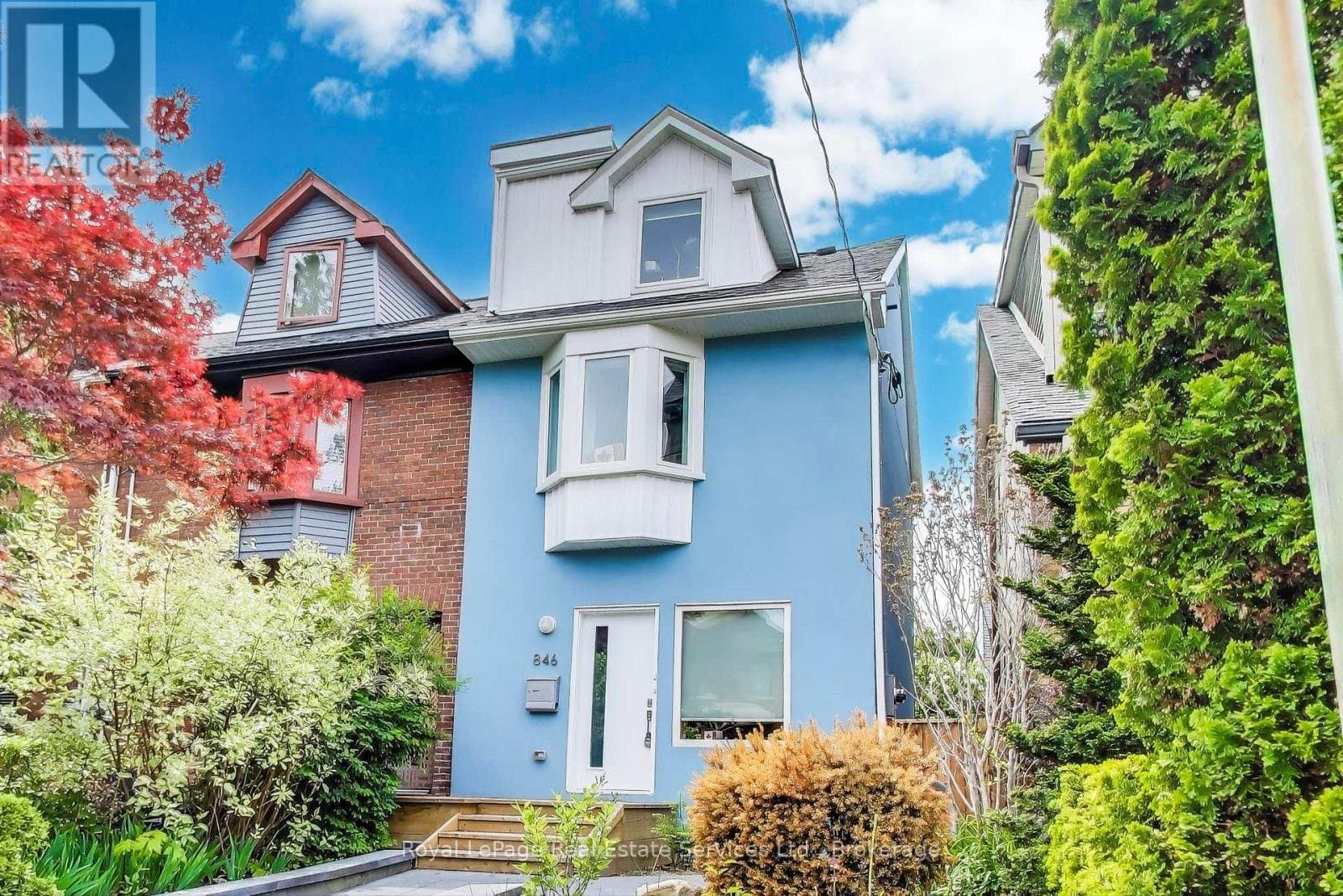 846 Carlaw Avenue