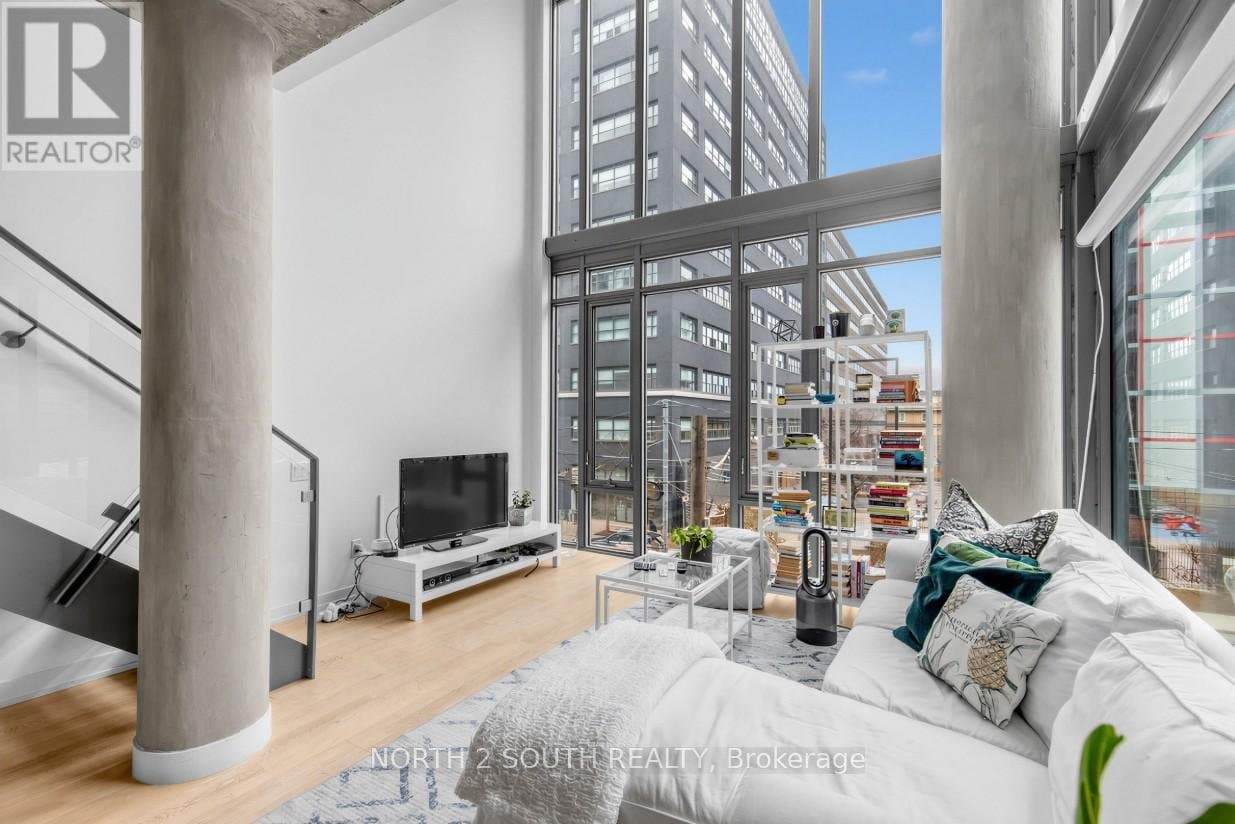 95 Bathurst Street