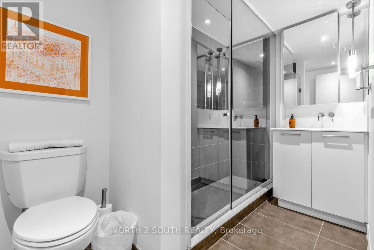 95 Bathurst Street - Photo 4