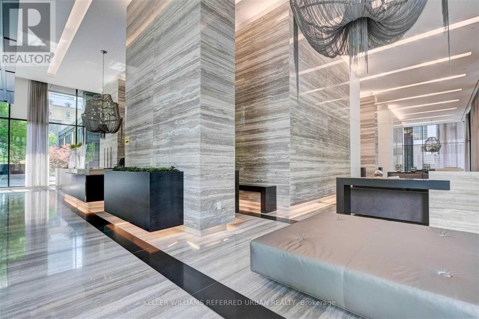 110 Charles Street - Photo 4