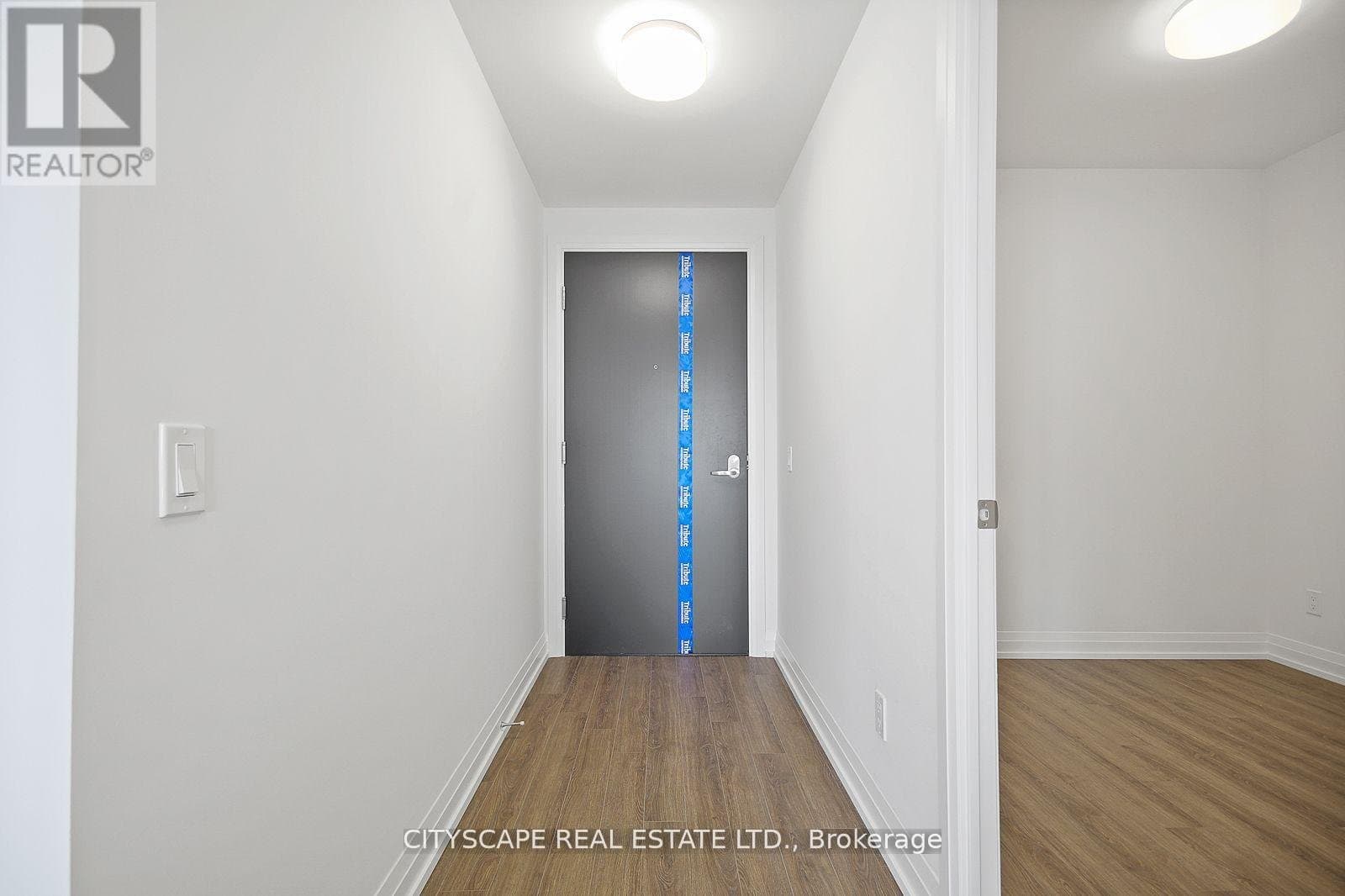 286 Main Street - Photo 3