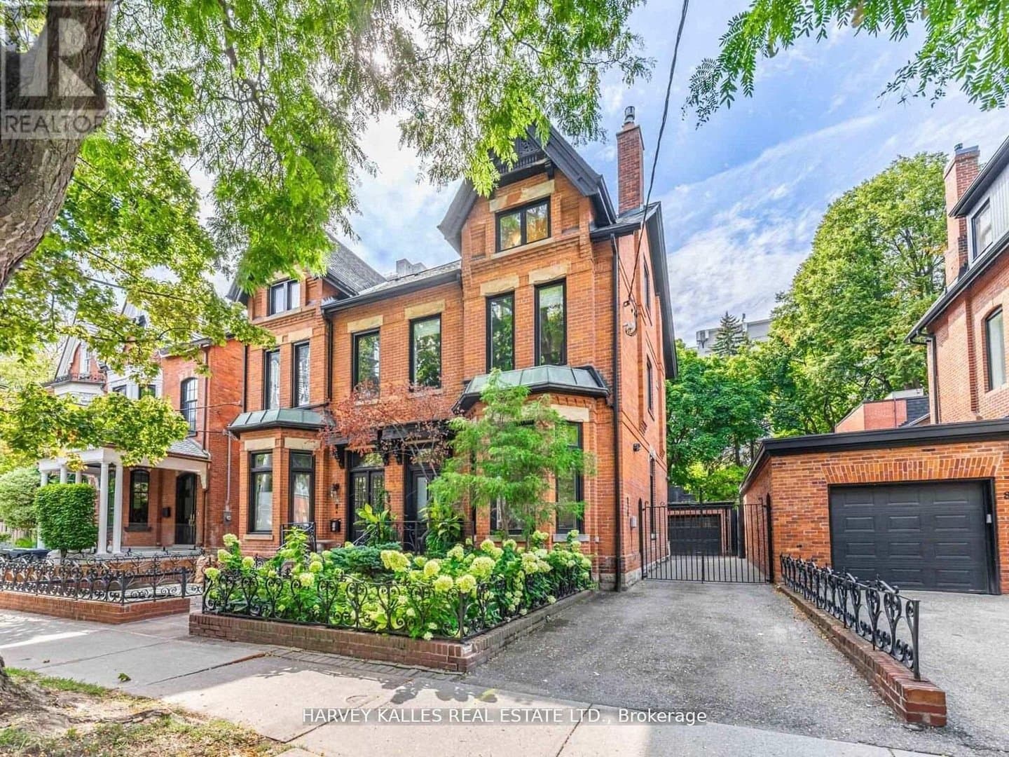 80 Hazelton Avenue - Photo 3