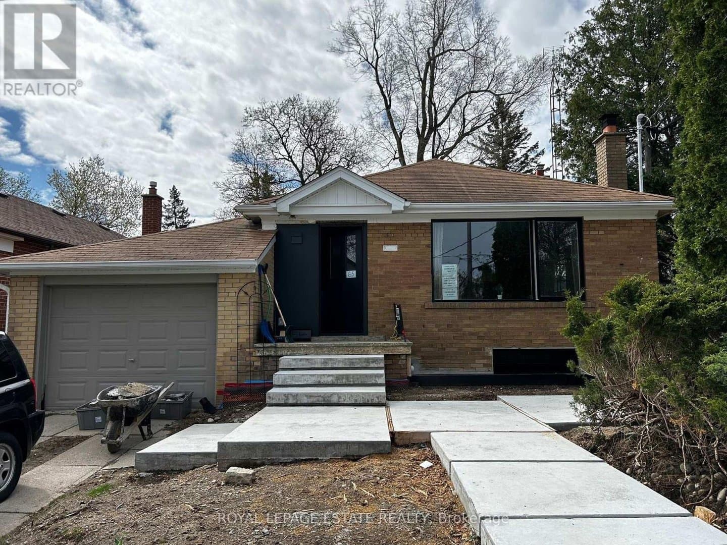 65 Maywood Park