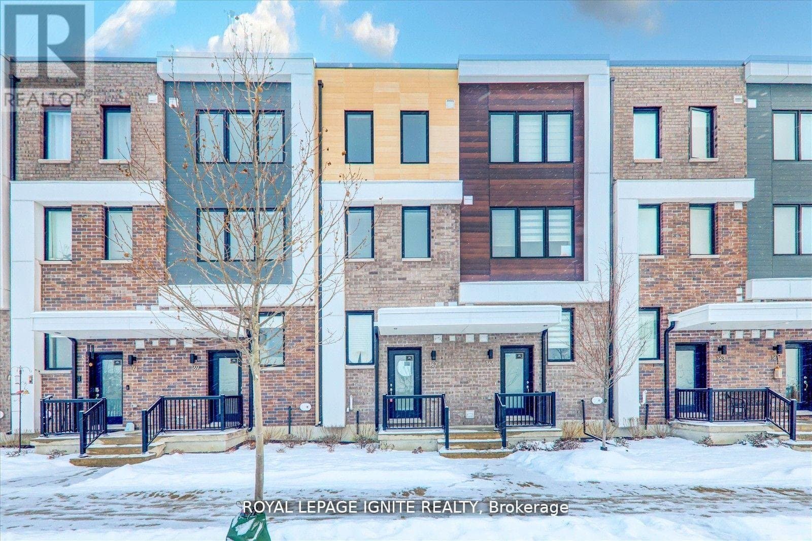 167 Downsview Park Boulevard - Photo 1