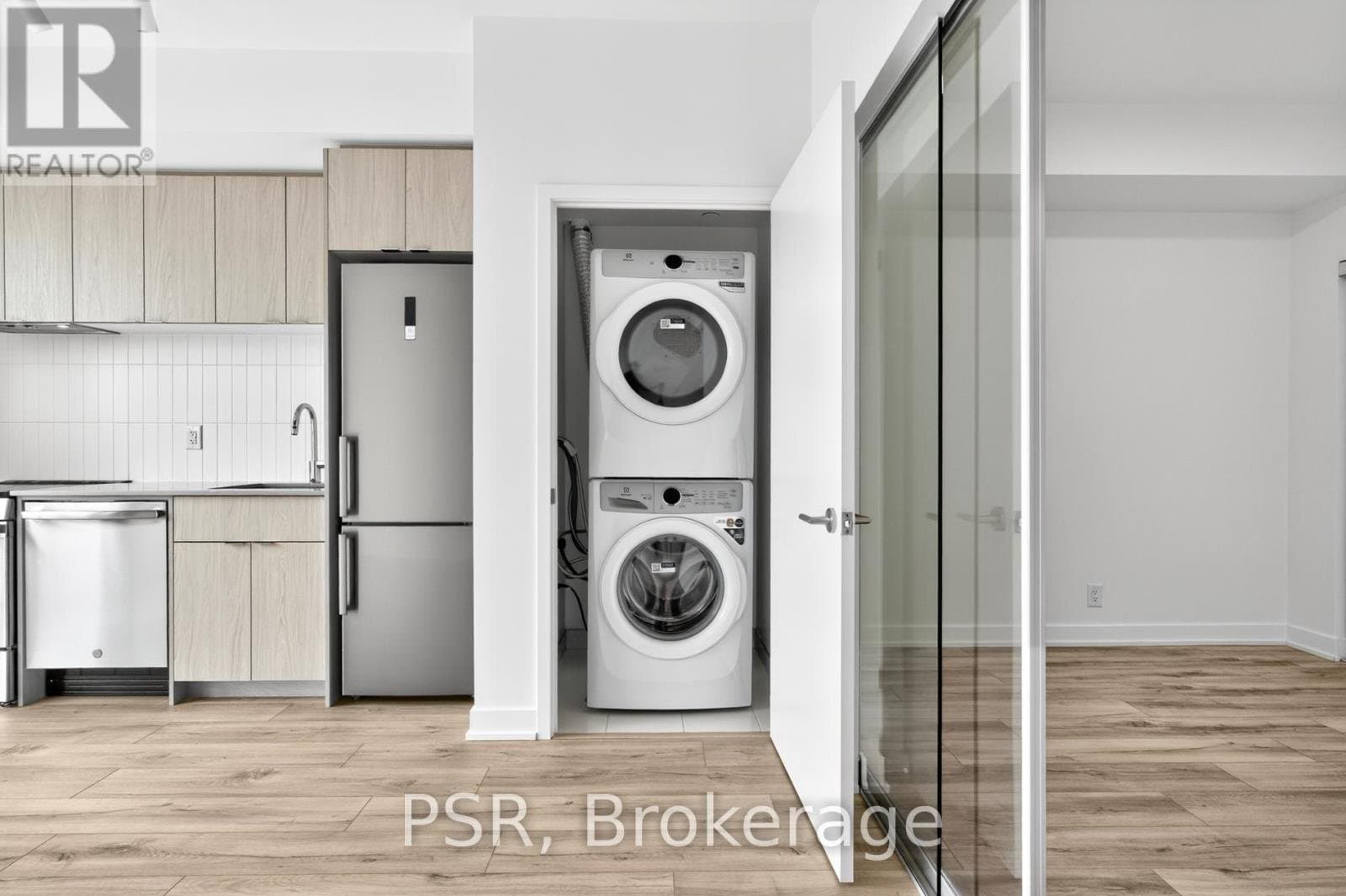 1660 Bloor Street - Photo 4
