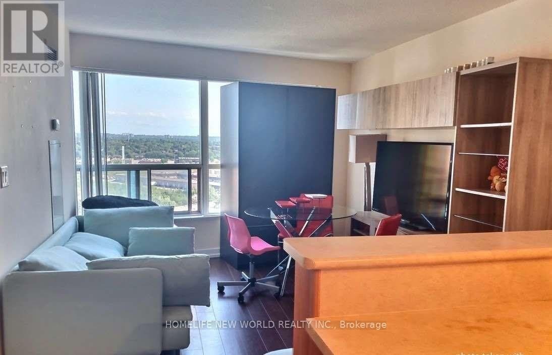 36 Lee Centre Drive - Photo 2