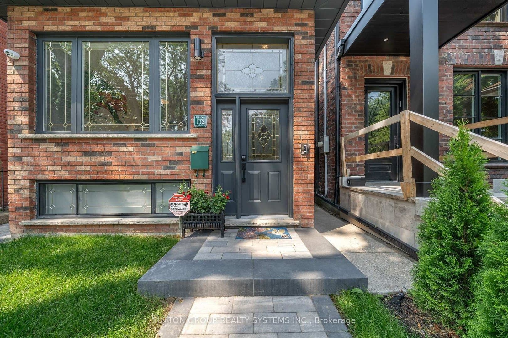 112 Argyle Street - Photo 3