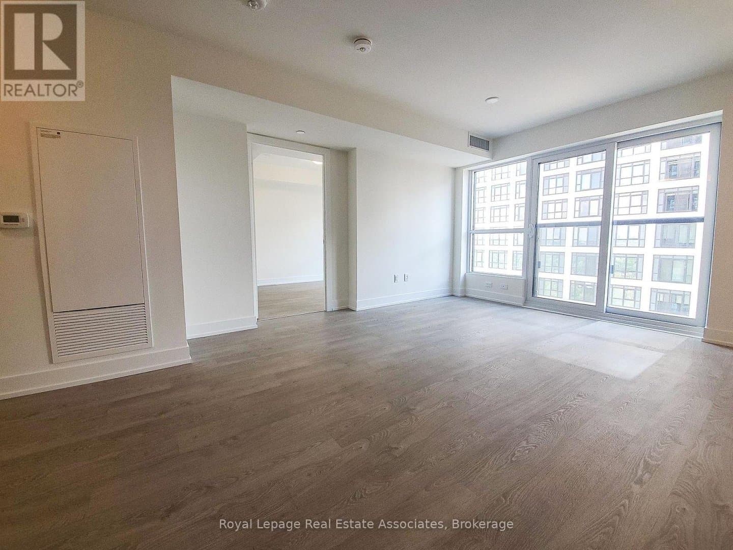 5 Mabelle Avenue - Photo 2