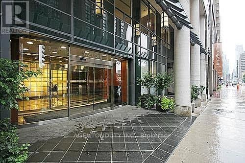 1121 Bay Street - Photo 1