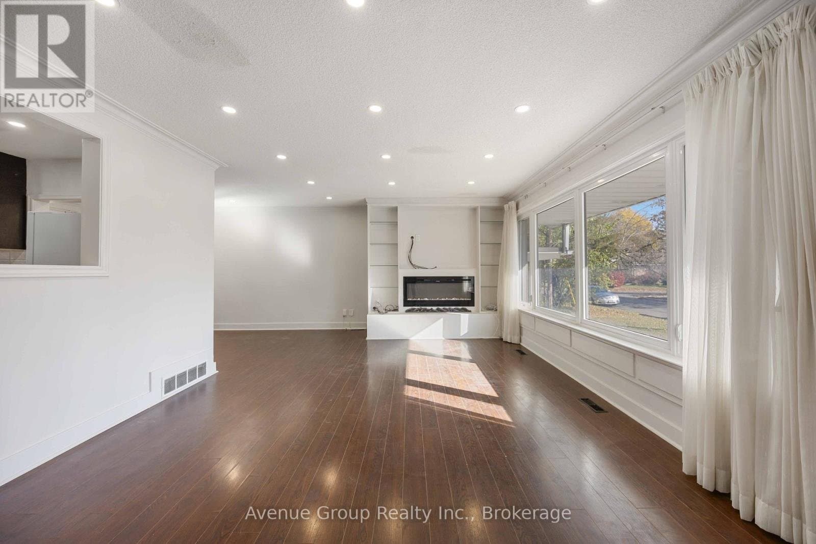 10 Chipping Road - Photo 2