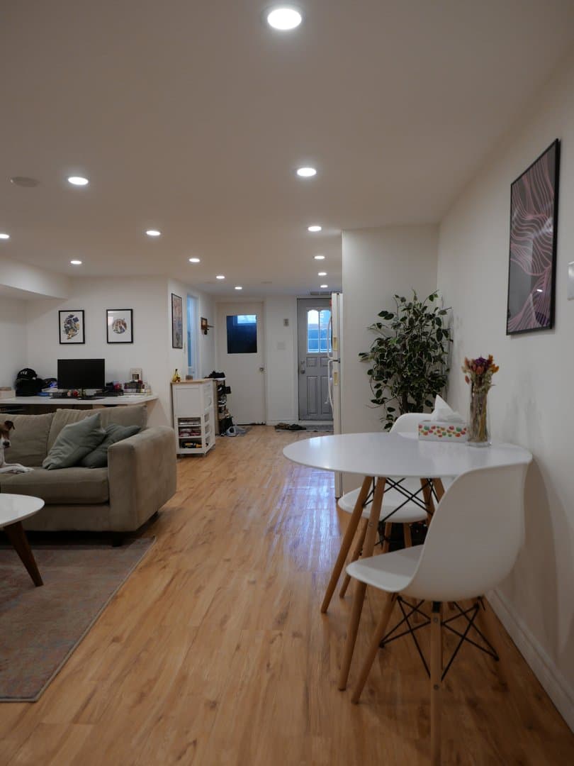 7 Langemark Avenue