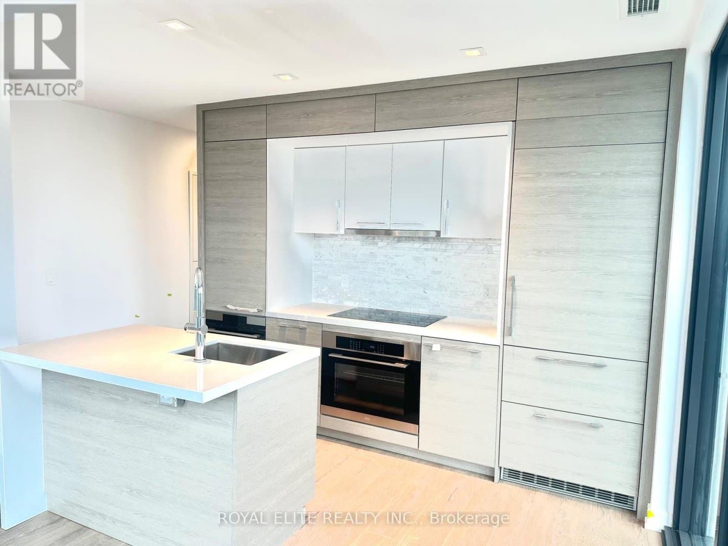 29 Green Trail Court - Photo 4