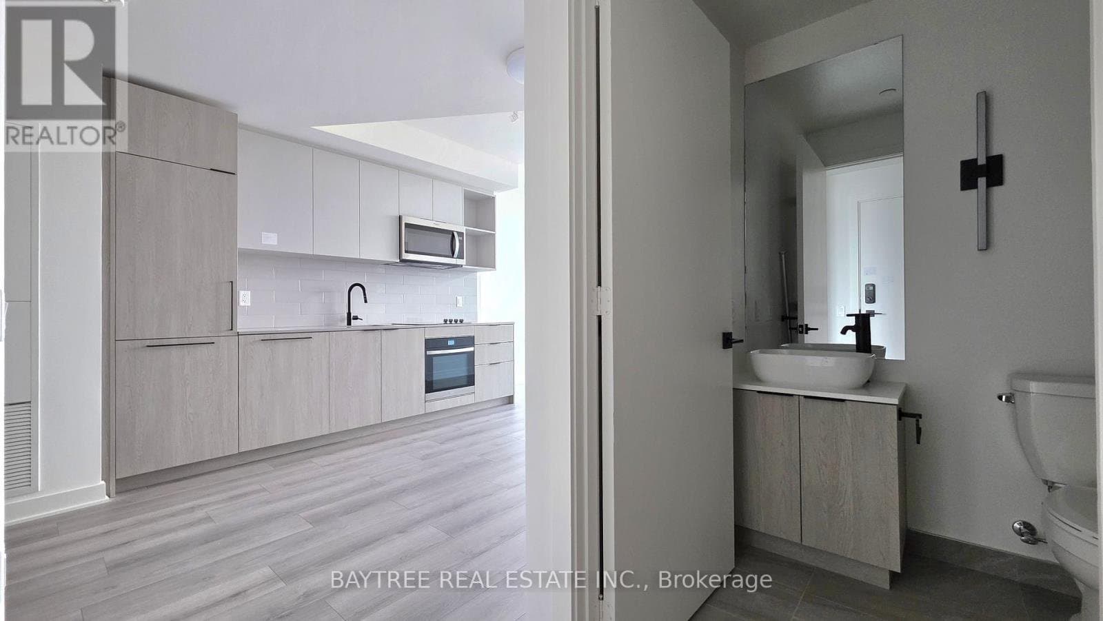 1185 Dupont Street - Photo 2