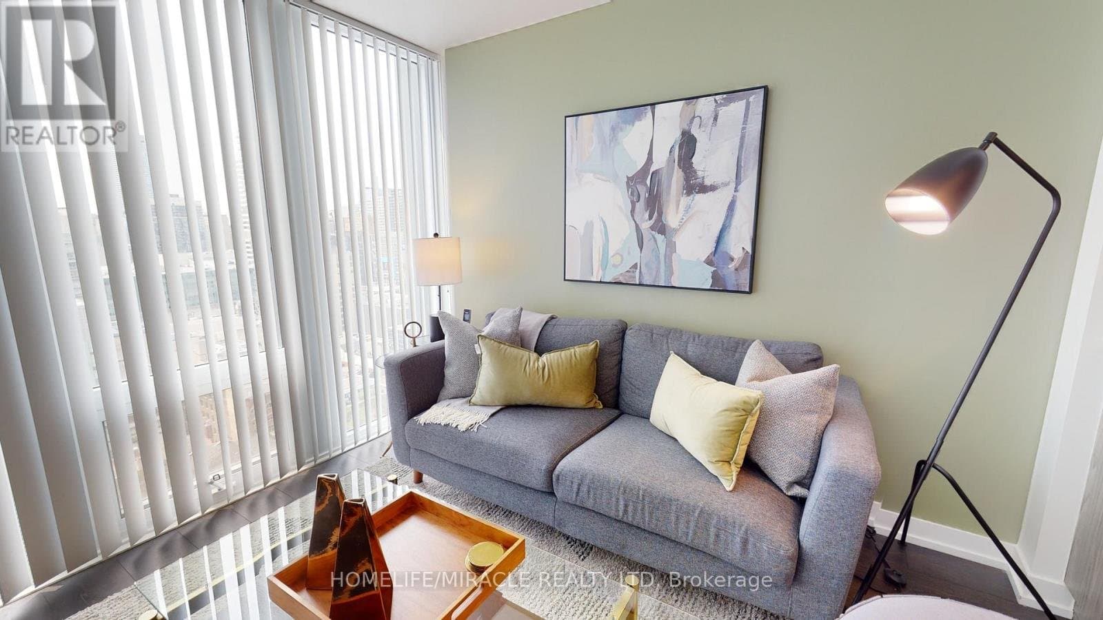 60 Shuter Street - Photo 3