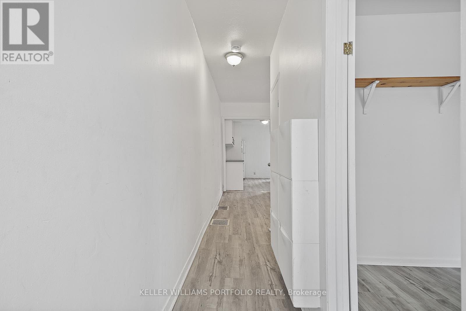 58 Manning Avenue - Photo 3
