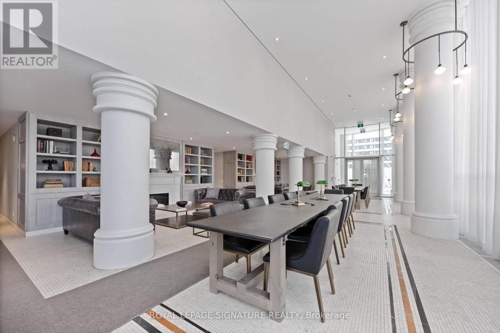 33 Helendale Avenue - Photo 2